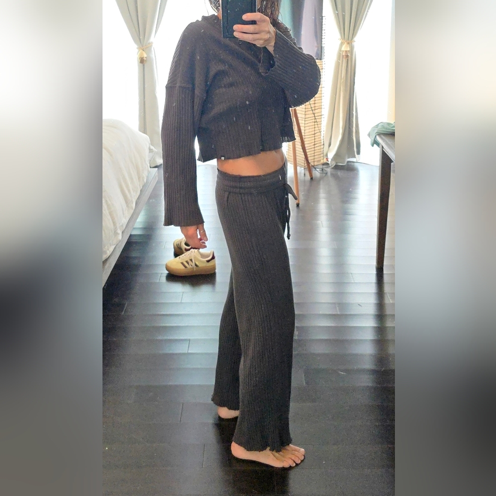 SOLD Billabong Sweater Pants Set Small Top, Large Bottoms
